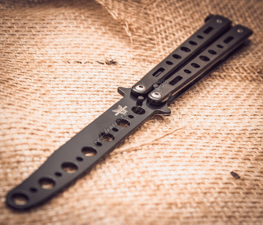 Бесплатные ножи бабочки. Нож бабочка балисонг тренировочный. Benchmade бабочка тренировочный. Тренировочные нож бабочку в СТЕНДОФФ 2. Benchmade f307.